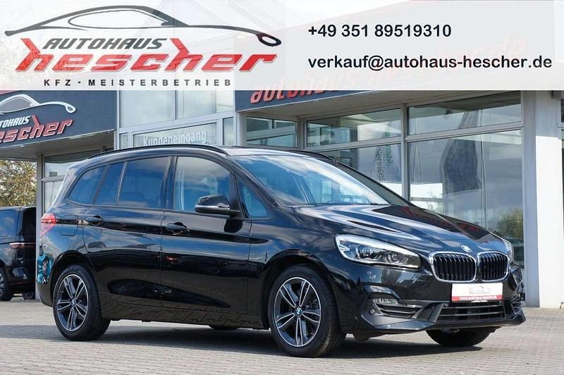 Saphirschwarz Gebraucht 2019 BMW 220 Sport Line Van / Kleinbus | 19.980 € (Fairer Preis) - Bild 1/4