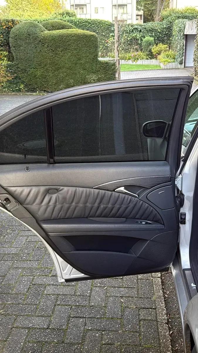 Gebraucht Mercedes E320 224 PS (164 kW) 2002 Silber Limousine