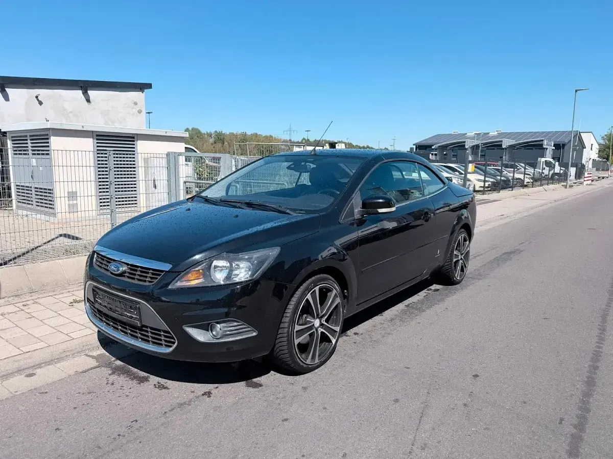 Gebraucht Ford Focus Cabriolet 136 PS (100 kW) 2010 Schwarz Cabrio