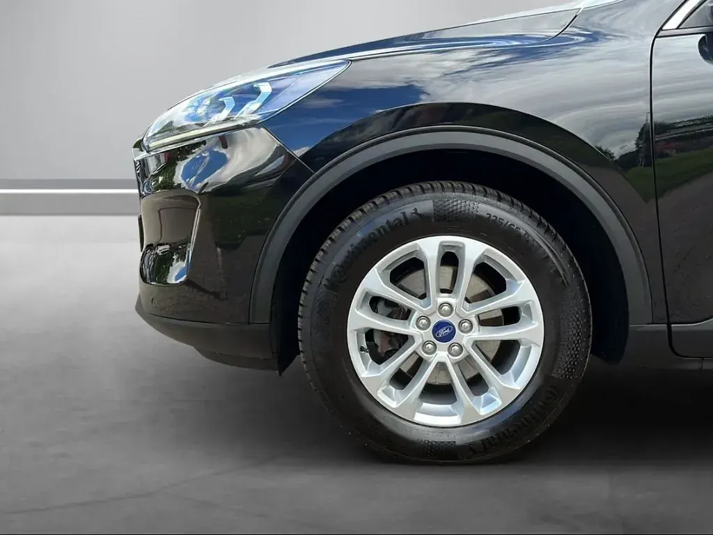 Second-hand Ford Kuga Titanium 190 CP (139 kW) 2021 Negru SUV
