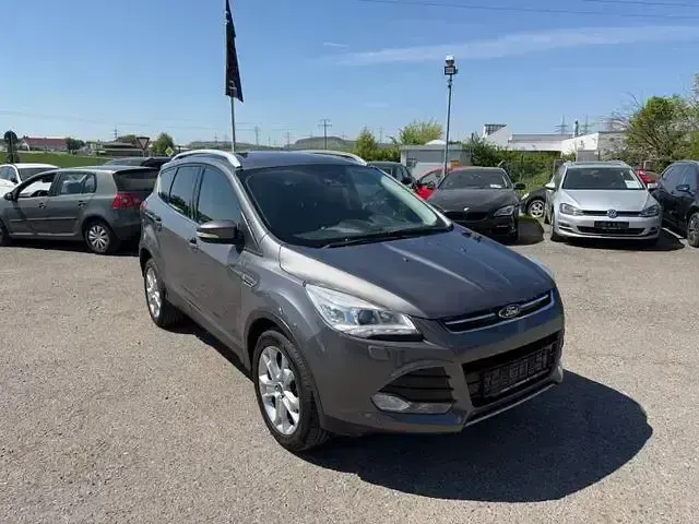 Gebraucht Ford Kuga 176 PS (129 kW) 2013 Grau SUV