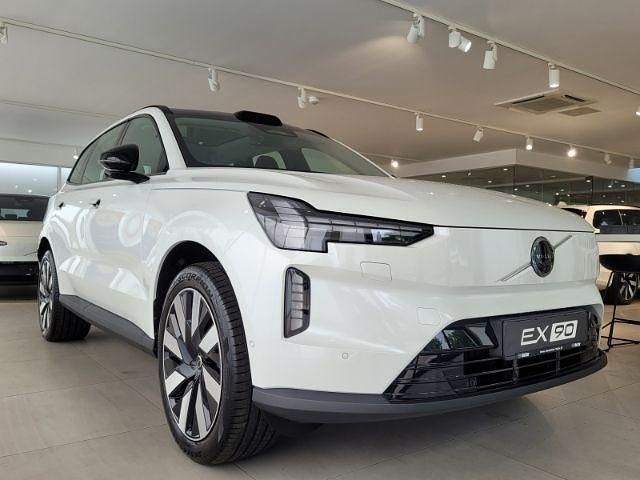 Weiß Neu 2025 Volvo EX90 Core SUV | 81.370 € (Etwas zu teuer) - Bild 1/4