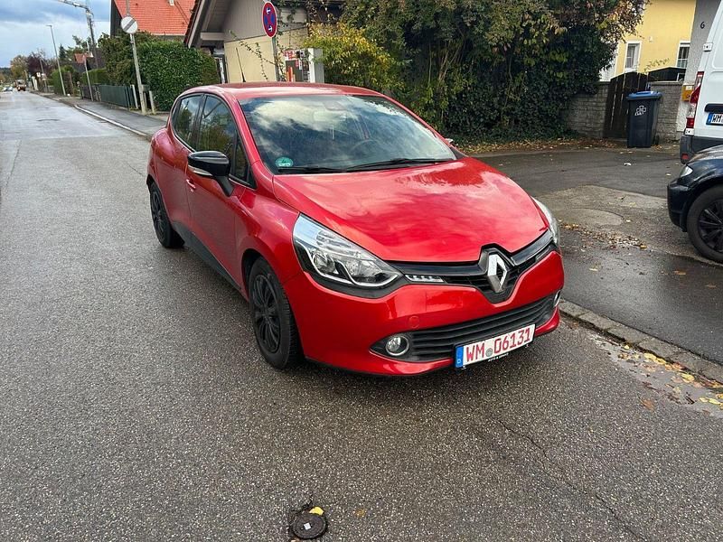 Rot Gebraucht 2015 Renault Clio IV Dynamique Kleinwagen | 4.900 € (Guter Preis) - Bild 1/4