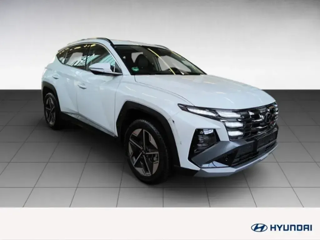 Gebraucht Hyundai Tucson Trend 252 PS (185 kW) 2025 Serenity white SUV