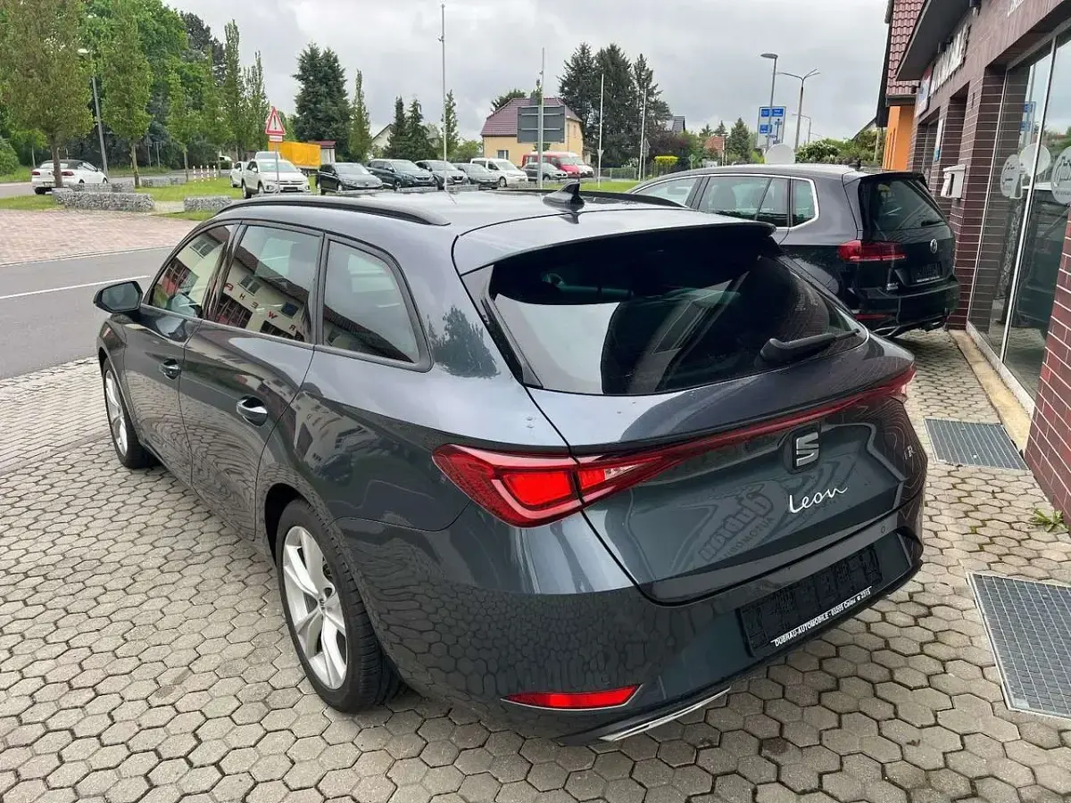 Gebraucht Seat Leon FR 150 PS (110 kW) 2024 "magnetic tech" Kombi