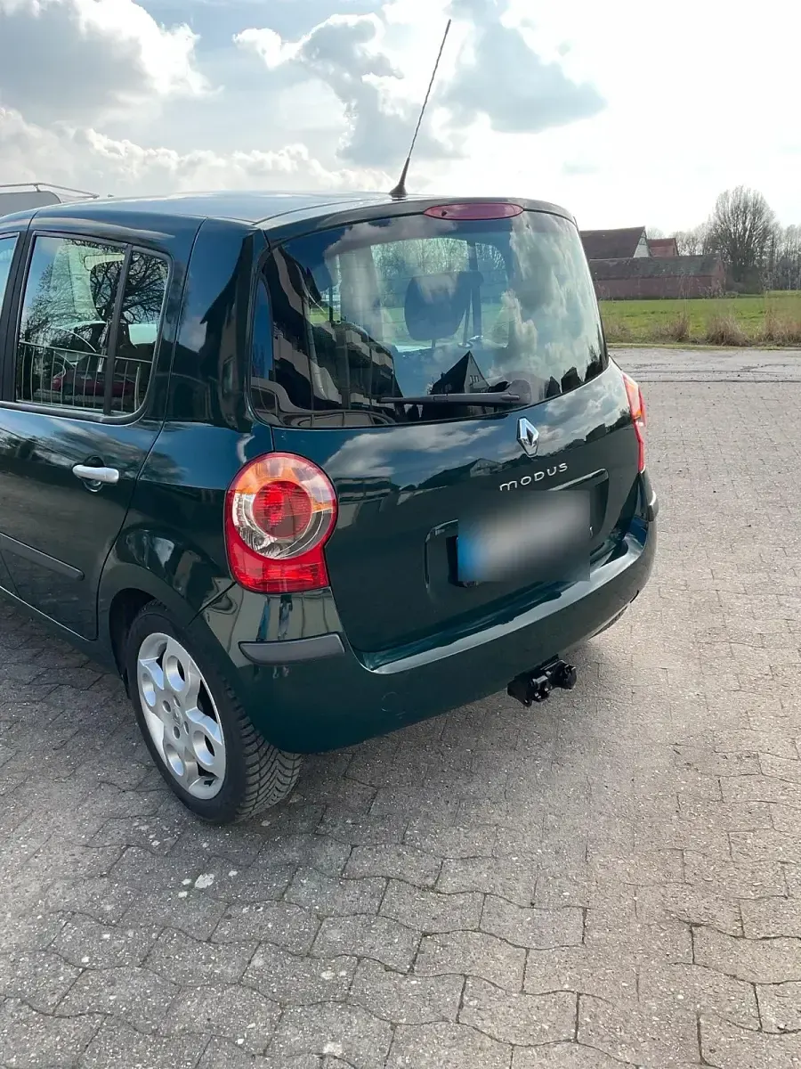 Usata Renault Modus 88 CV (64 kW) 2006 Verde Monovolume