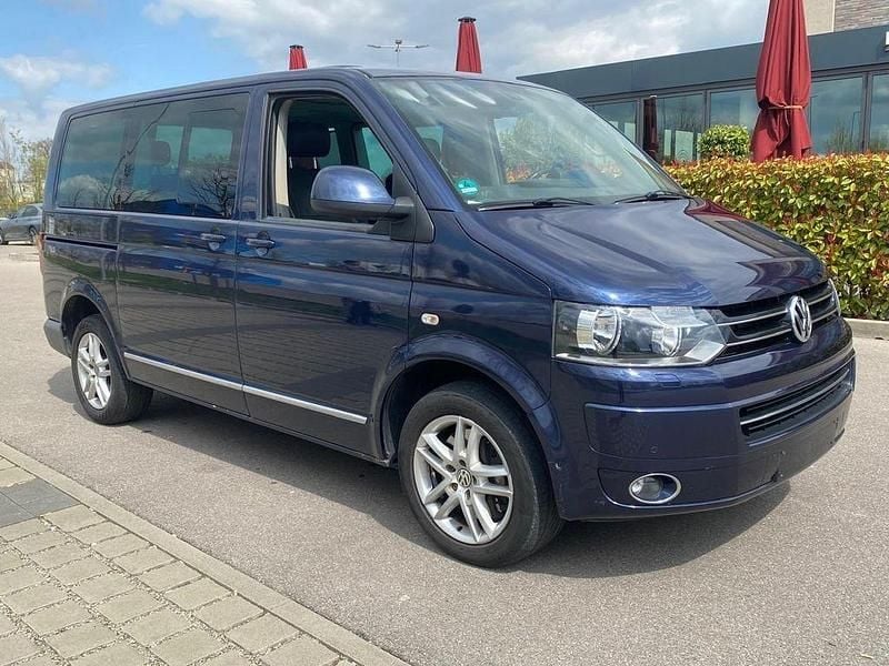 Gebraucht VW T5 Highline 179 PS (131 kW) 2010 Blau Van