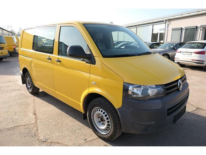 Usata VW Transporter 84 CV (61 kW) 2012 Giallo Furgone