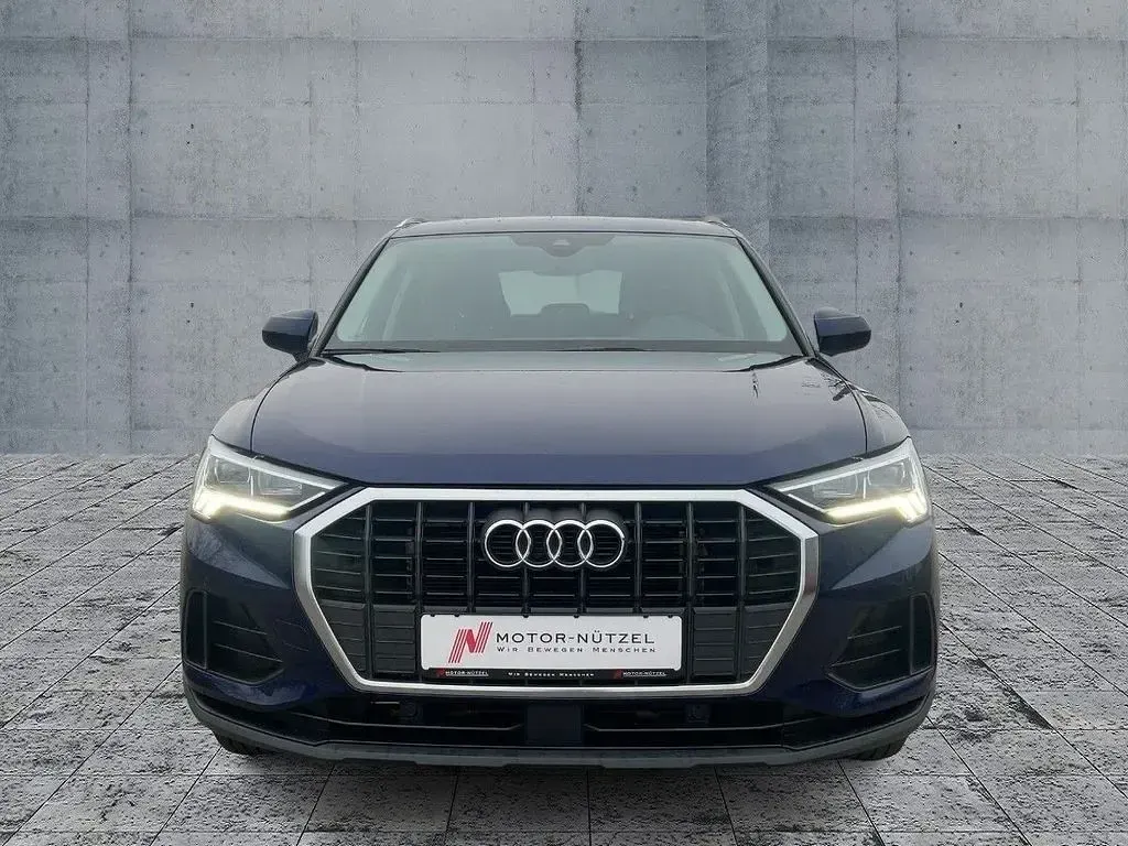 Gebraucht Audi Q3 Comfort 150 PS (110 kW) 2022 Blau SUV