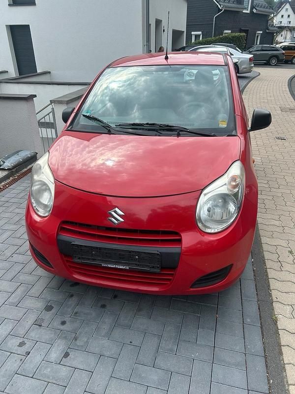 Rot Gebraucht 2009 Suzuki Alto Kleinwagen | 1.400 € (Fairer Preis) - Bild 1/4