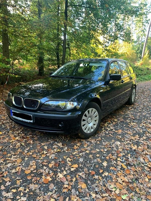Schwarz Gebraucht 2003 BMW 320 Kombi | 2.000 € (Guter Preis) - Bild 1/4