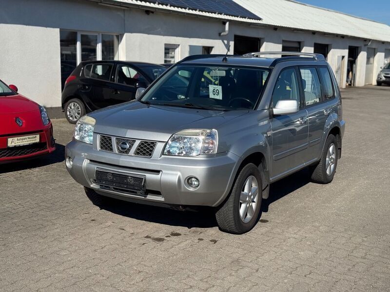 Silber Gebraucht 2004 Nissan X-Trail SUV | 5.500 € (Teuer) - Bild 1/4