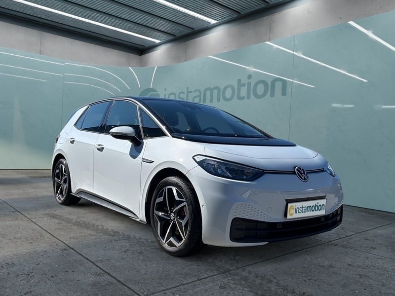 Weiß Gebraucht 2022 VW ID.3 Pure Kleinwagen | 24.940 € (Fairer Preis) - Bild 1/4