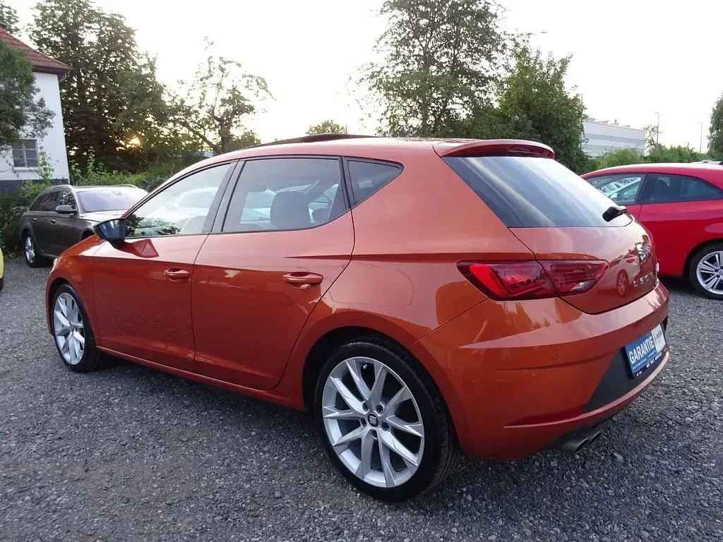 Gebraucht Seat Leon FR 150 PS (110 kW) 2019 Orange Limousine