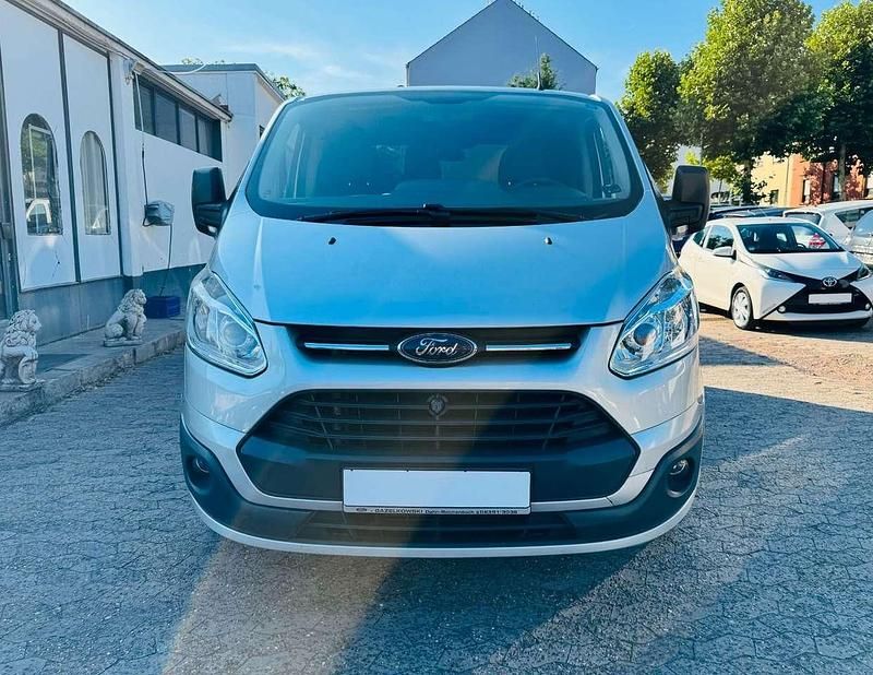 Gebraucht Ford Transit Custom 125 PS (91 kW) 2014 Polarsilber metallic Van / Kleinbus