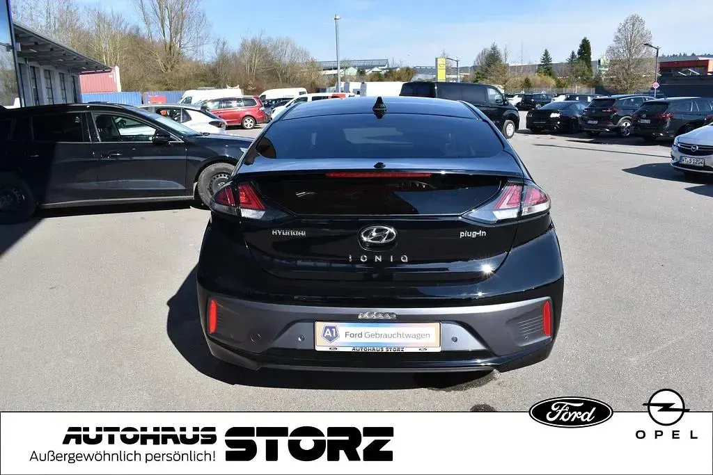 Gebraucht Hyundai Ioniq Style 105 PS (77 kW) 2022 Schwarz Kleinwagen