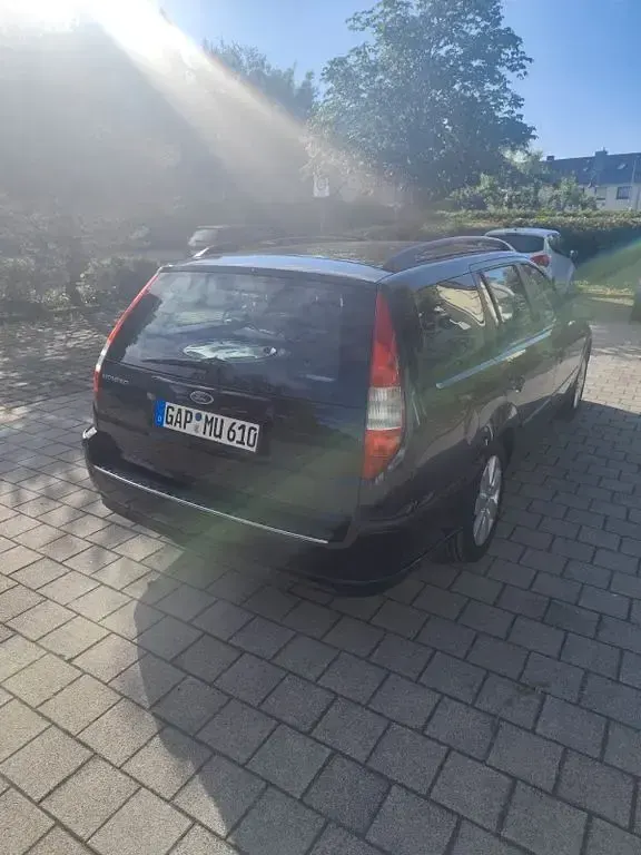 Gebraucht Ford Mondeo Trend 125 PS (91 kW) 2006 Schwarz Limousine