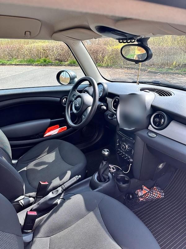 Gebraucht Mini ONE 75 PS (55 kW) 2011 Schwarz Kleinwagen