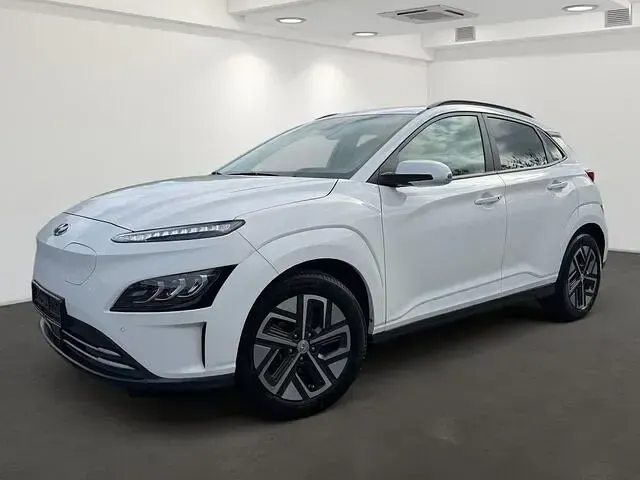 Używany Hyundai Kona Trend 150 kW (204 KM) 2023 SUV