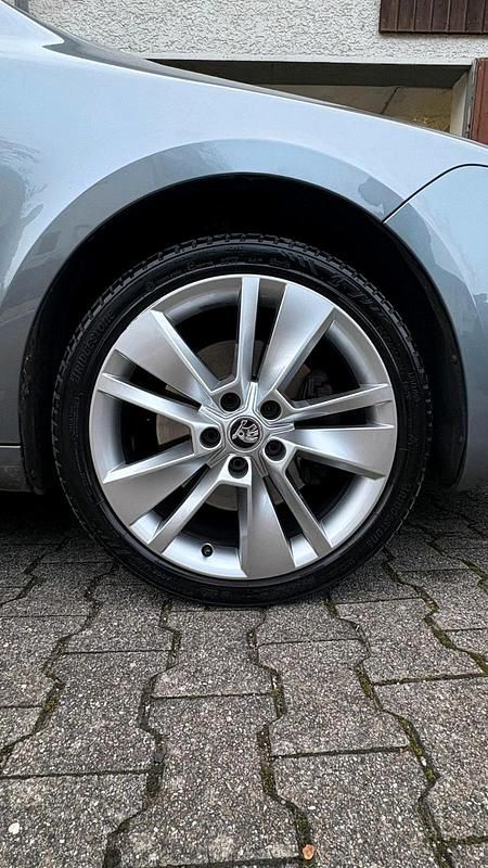 Gebraucht Skoda Superb 160 PS (117 kW) 2008 Silber Limousine