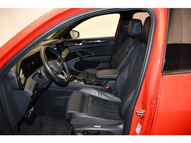 Gebraucht VW Tiguan Style 272 PS (200 kW) 2025 Persimmon red metallic SUV