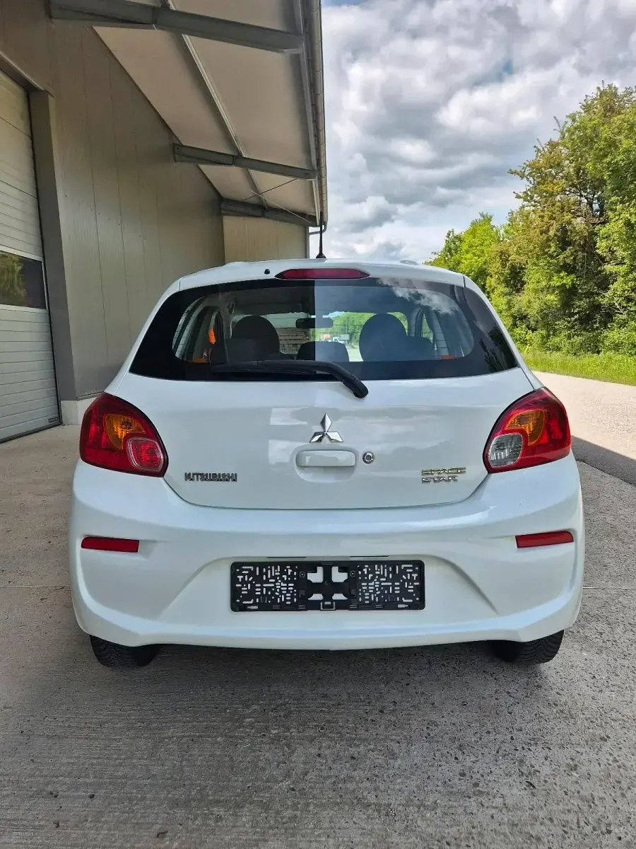 Gebraucht Mitsubishi Space Star 71 PS (52 kW) 2020 Weiß Kleinwagen