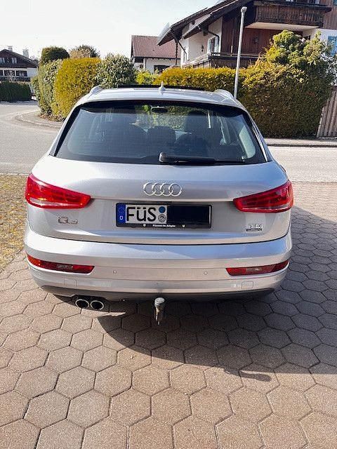 Gebraucht Audi Q3 Design 184 PS (135 kW) 2015 Silber SUV