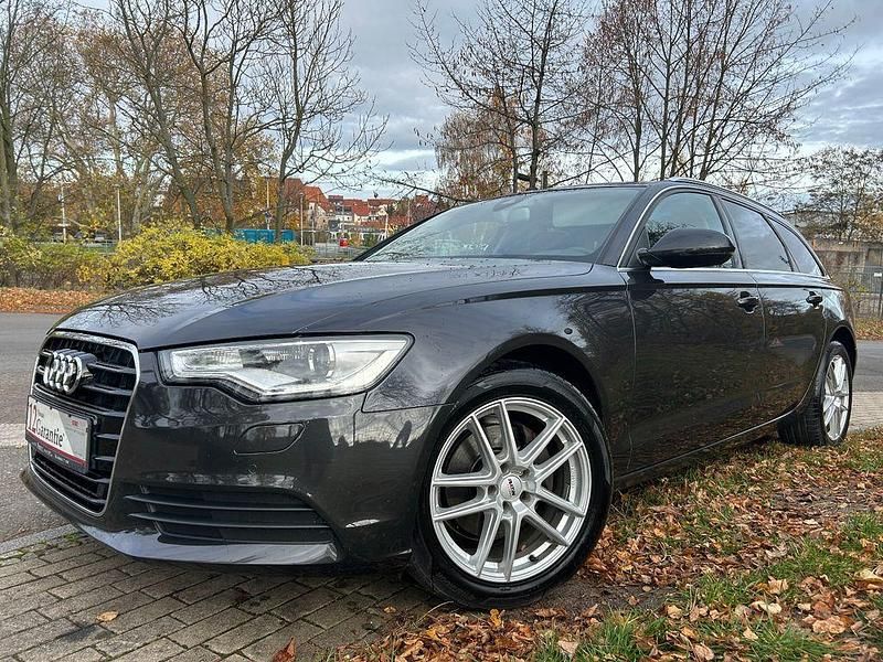 Grau Gebraucht 2012 Audi A6 Kombi | 10.900 € (Fairer Preis) - Bild 1/4