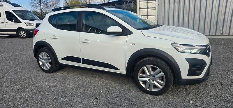 Gebraucht Dacia Sandero Expression 91 PS (66 kW) 2023 Weiß SUV