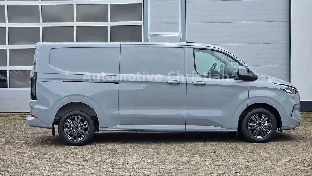 Neu Ford Transit Limited 170 PS (125 kW) 2025 Grau Van / Kleinbus