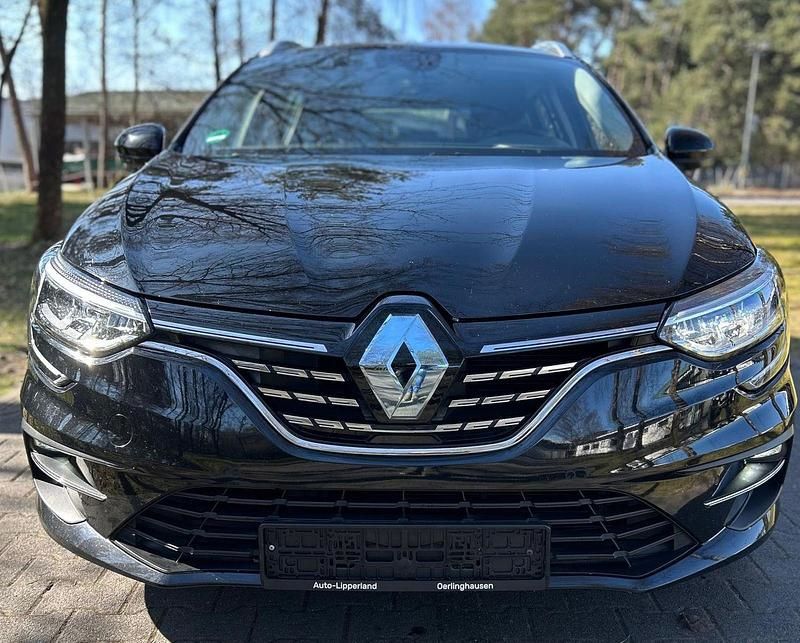 Gebraucht Renault Mégane GrandTour Business 140 PS (102 kW) 2022 Schwarz Kombi