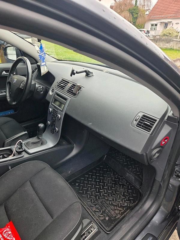 Gebraucht Volvo V50 150 PS (110 kW) 2011 Grau Kombi