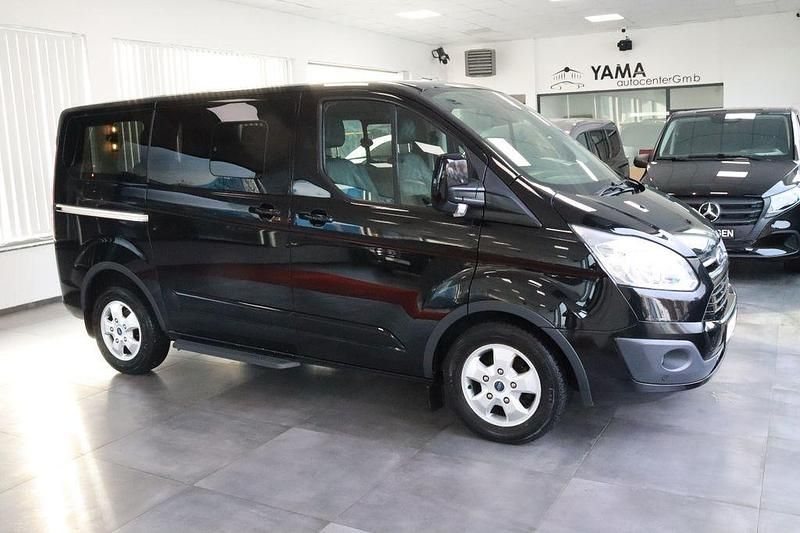 Gebraucht Ford Transit Custom Titanium 170 PS (125 kW) 2018 Schwarz Van / Kleinbus