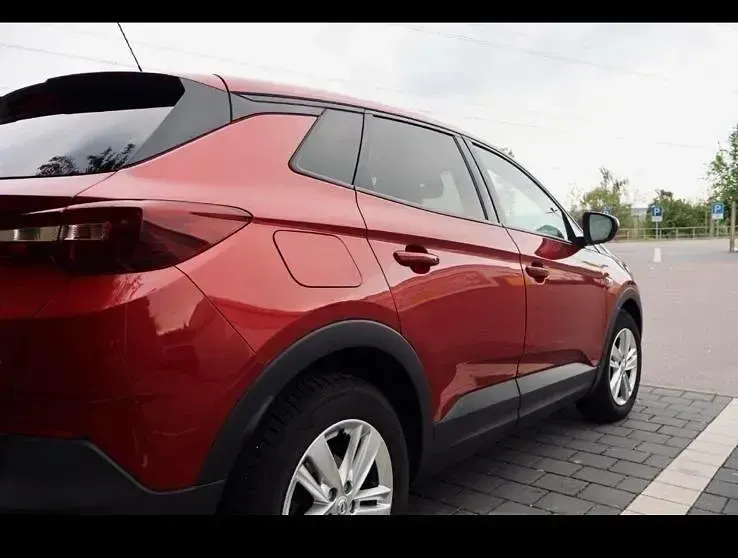 Gebraucht Opel Grandland X Edition 130 PS (95 kW) 2018 Rot SUV