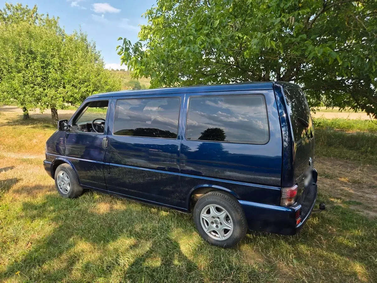 Gebraucht VW T4 102 PS (75 kW) 2000 Blau Van