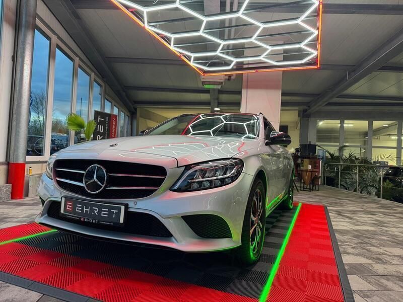 Silber Gebraucht 2019 Mercedes C220 Kombi | 25.980 € (Fairer Preis) - Bild 1/4