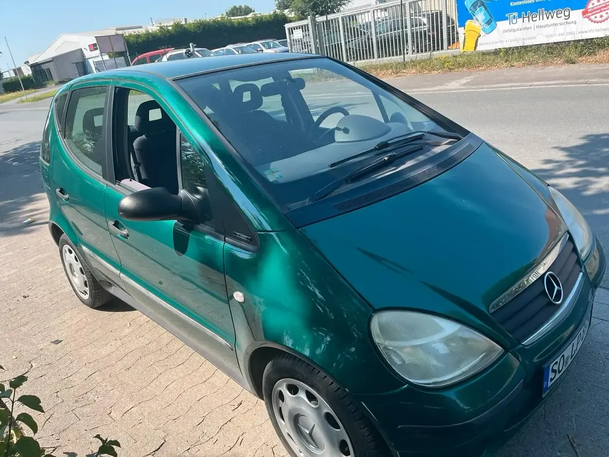Gebraucht Mercedes A140 Classic 82 PS (60 kW) 1999 Grün Kleinwagen