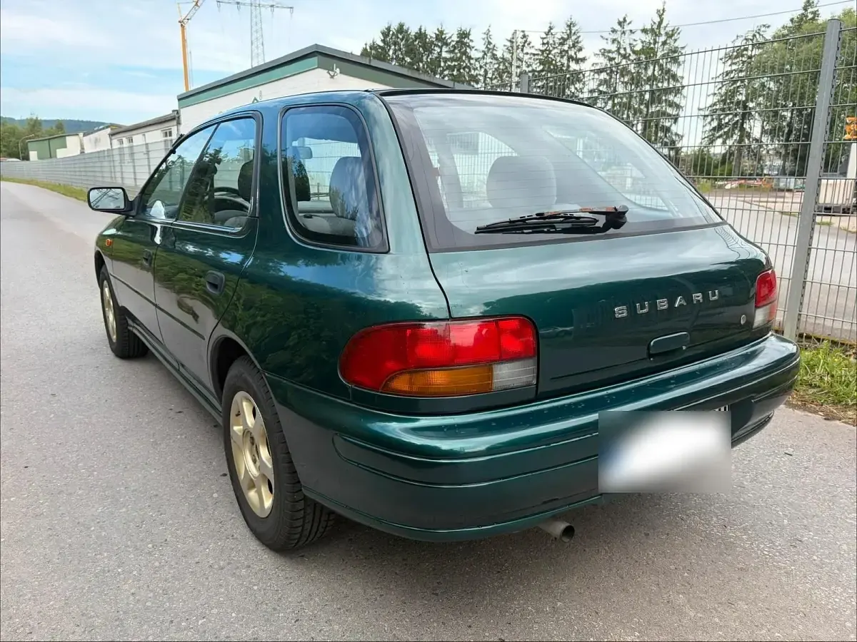 Gebraucht Subaru Impreza 103 PS (75 kW) 1995 Grün Kombi