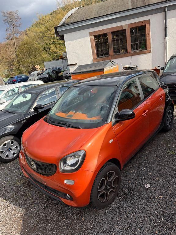 Gebraucht Smart ForFour Basis 71 PS (52 kW) 2014 Orange Kleinwagen