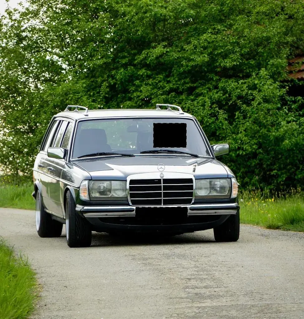 Gebraucht Mercedes 240 72 PS (52 kW) 1981 Grau Kombi