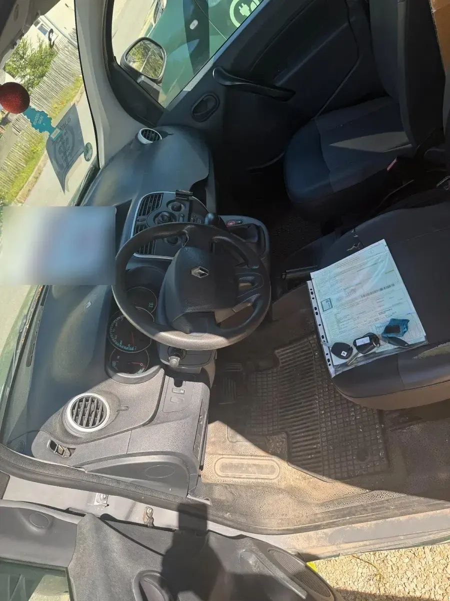 Gebraucht Renault Kangoo 44 kW (60 PS) 2019 Grün Van / Kleinbus