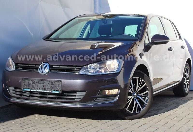 Grau Gebraucht 2016 VW Golf VII Allstar Limousine | 9.400 € (Fairer Preis) - Bild 1/4