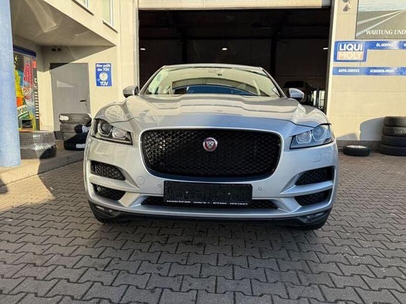 Gebraucht Jaguar F-Pace Pure 180 PS (132 kW) 2016 Grau SUV