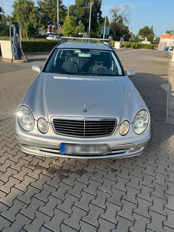 Gebraucht 2004 Mercedes E320 Kombi | 3.750 € - Bild 1/4