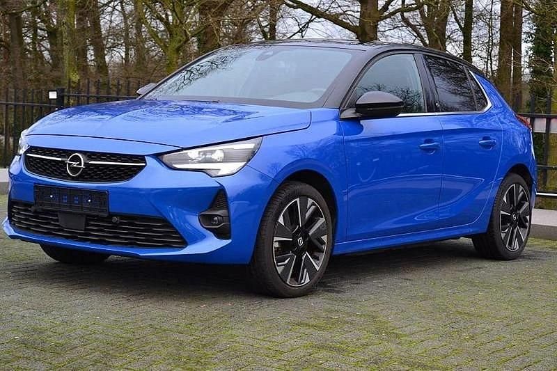 Blau Gebraucht 2021 Opel Corsa-e Ultimate Kleinwagen | 18.149 € (Etwas zu teuer) - Bild 1/4