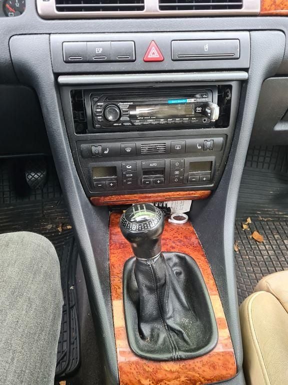 Gebraucht Audi A6 Sport 170 PS (125 kW) 2000 Schwarz Limousine