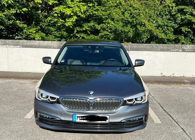 Grau Gebraucht 2019 BMW 525 Luxury Line Limousine | 27.500 € (Guter Preis) - Bild 1/4