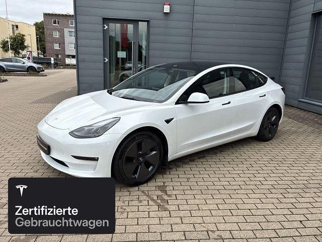 Weiß Gebraucht 2022 Tesla Model 3 Long Range Limousine | 30.200 € (Fairer Preis) - Bild 1/4