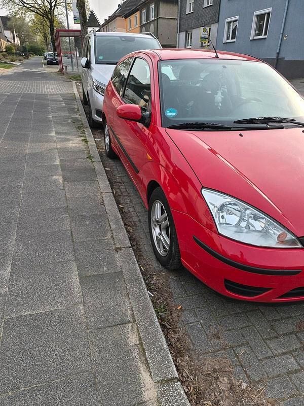 Usata Ford Focus 101 CV (74 kW) 2004 Rosso Coupé