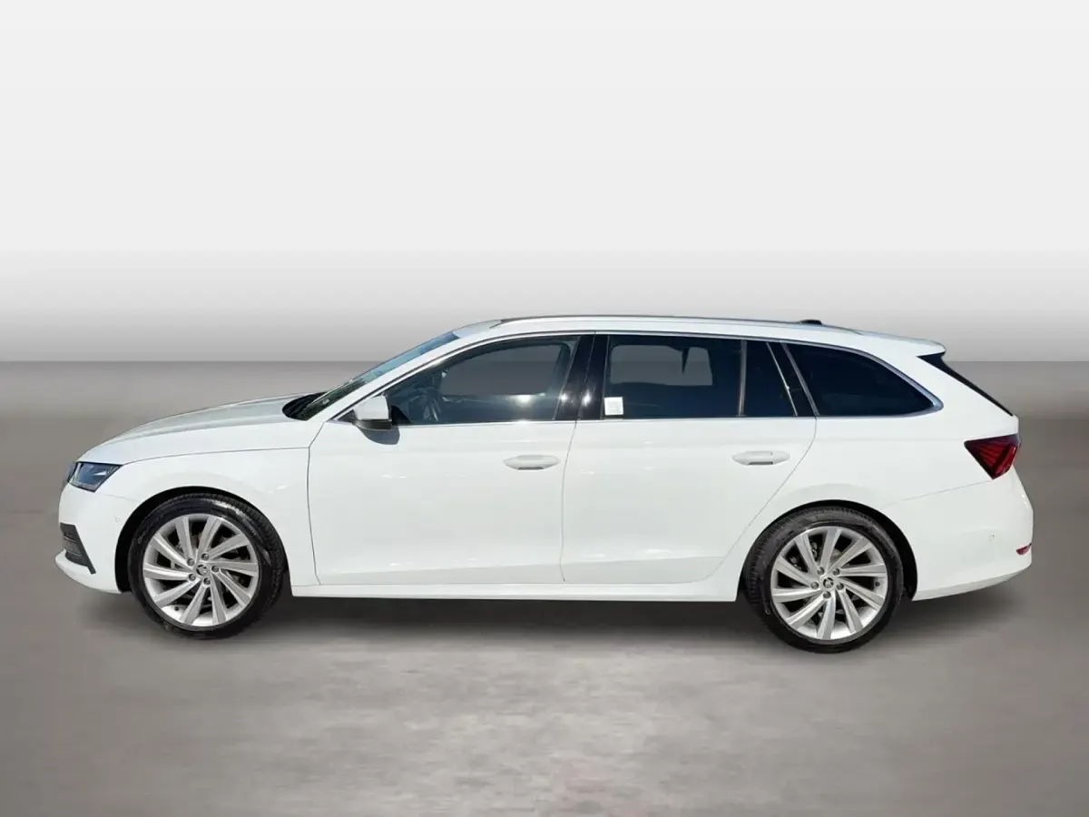 Gebraucht Skoda Octavia Style 116 PS (85 kW) 2023 Weiß Kombi